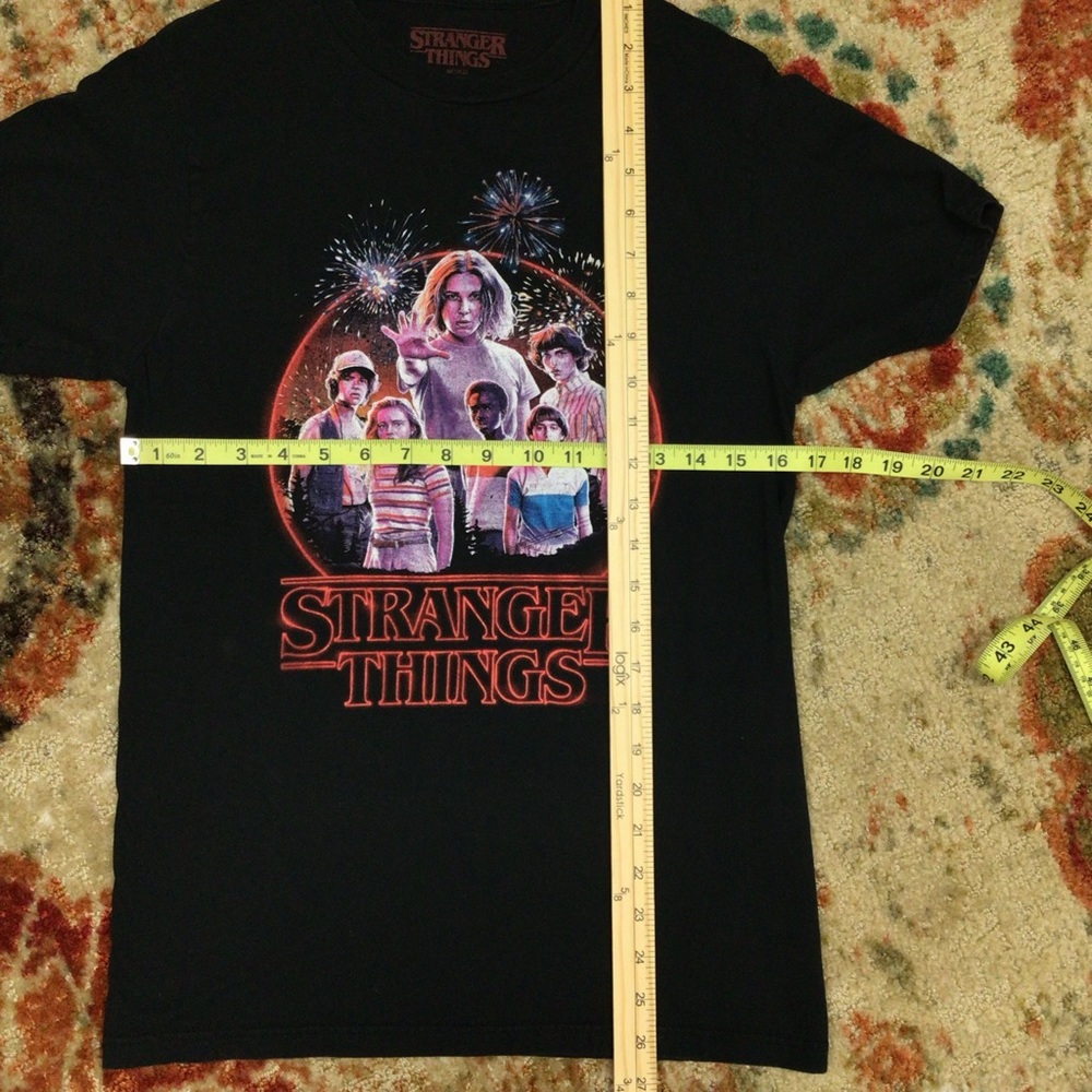 STRANGER THINGS T-Shirt Netflix Black Shirt Fireworks Graphic Small. - Picture 2 of 4